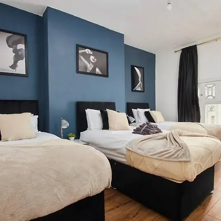 Sleek And Stylish Large Duplex In Leeds شقة ليدز