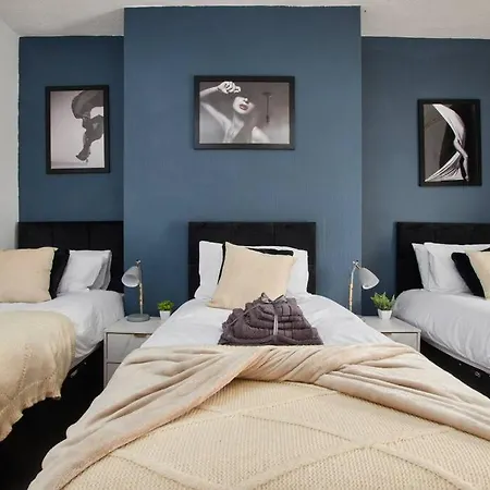 Sleek And Stylish Large Duplex In Leeds شقة ليدز