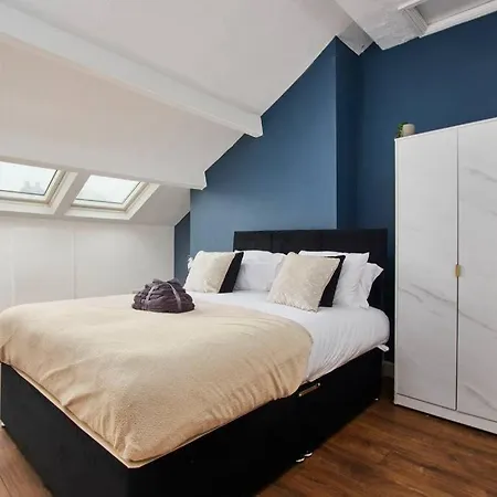 Sleek And Stylish Large Duplex In Leeds شقة ليدز